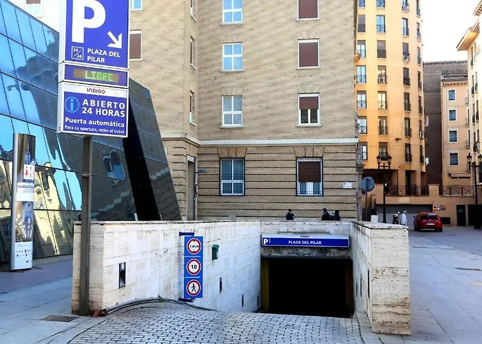 Dos Torres Pilar Suites- Balcones Con Vistas A La Ciudad * Zaragoza